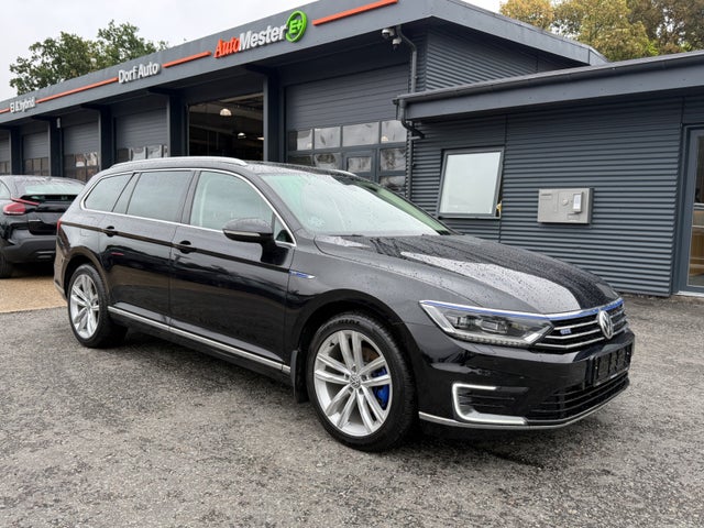 Nyhed Hybrid-Benzin Modelår 2018 Kilometer 139.000 Drivmiddel Hybrid-Benzin VW Passat 1,4