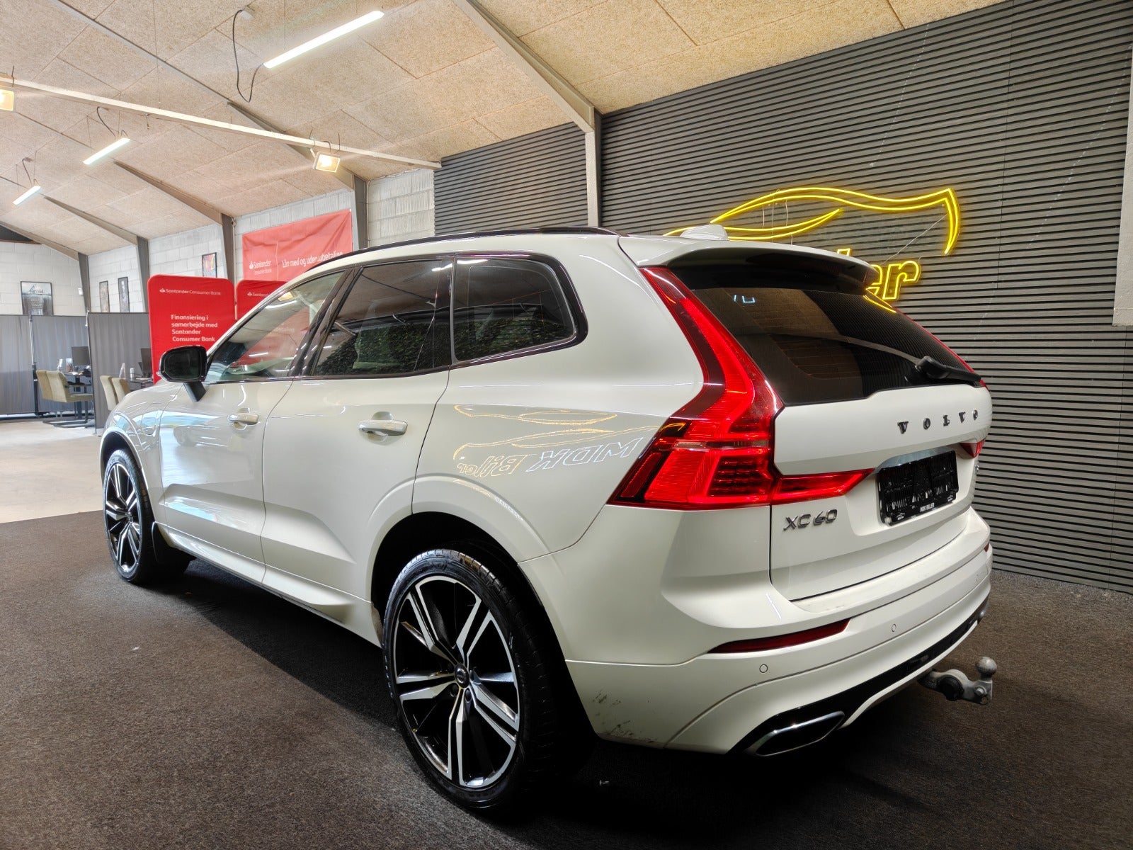Billede af Volvo XC60 2,0 T8 ReCharge R-Design aut. AWD