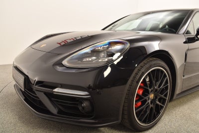 Porsche Panamera Turbo Sport Turismo PDK