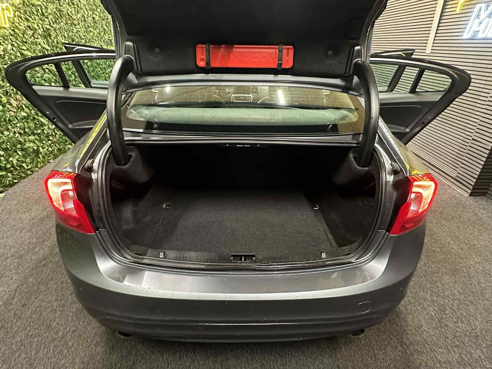 Billede af Volvo S60 2,0 T3 152 Summum