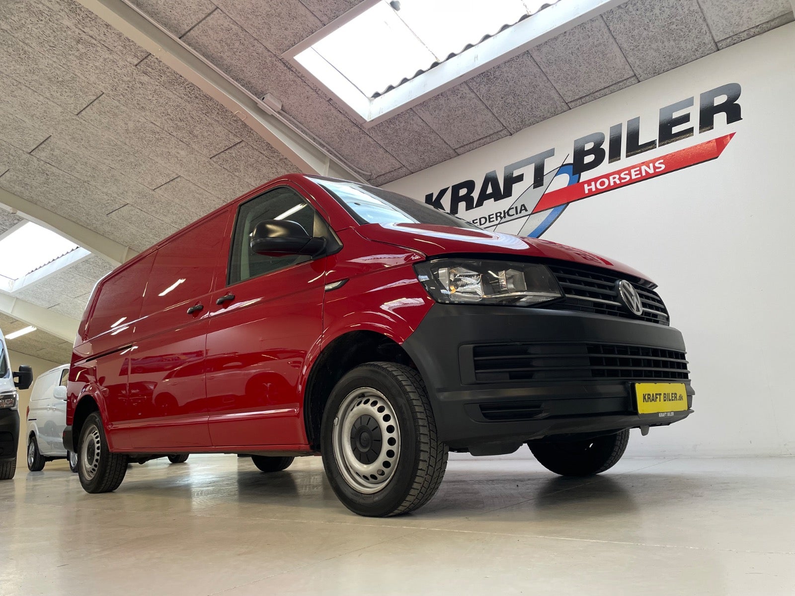 Billede af VW Transporter 2,0 TDi 102 Kassevogn kort