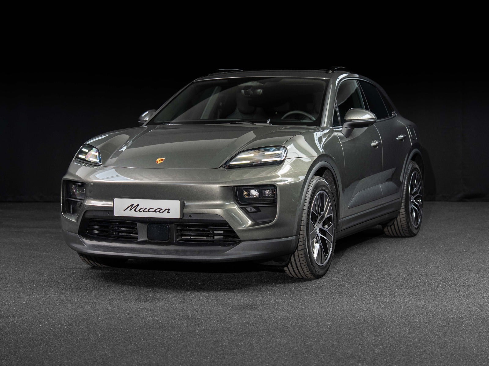 Gallery image 1 of 16