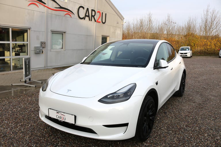 Tesla Model Y RWD