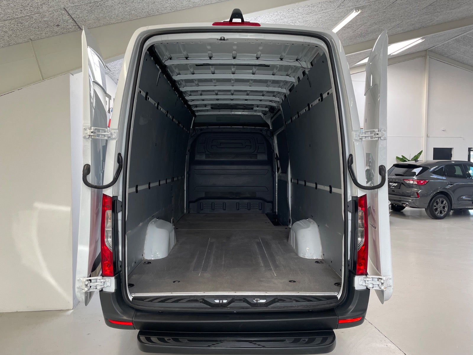 Billede af Mercedes Sprinter 317 2,0 CDi A3 Kassevogn aut. RWD
