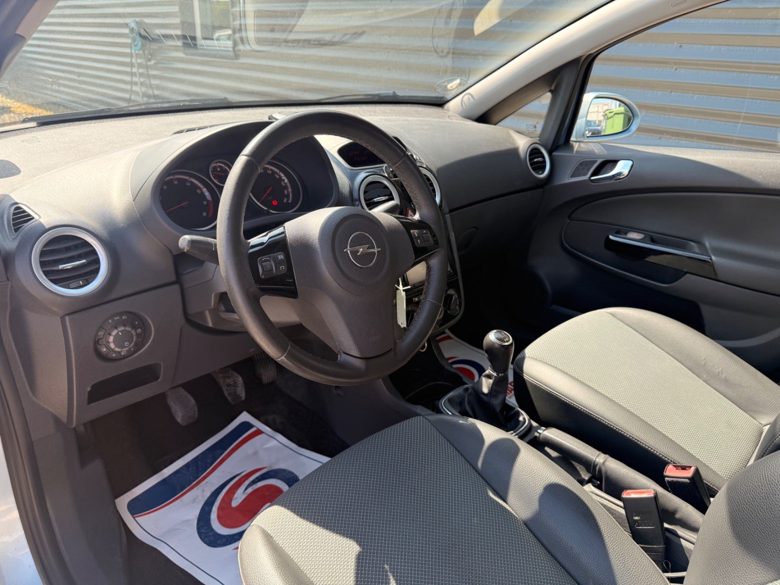 Billede af Opel Corsa 1,4 16V Cosmo