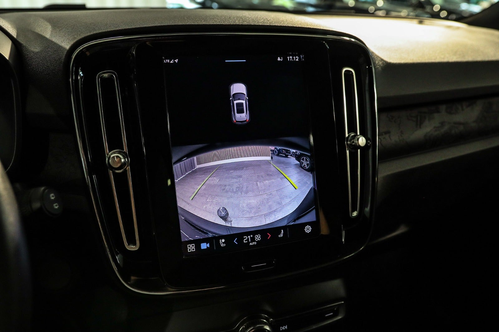 Billede af Volvo XC40  P6 ReCharge Plus