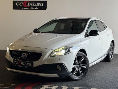 Volvo V40 CC 2,0 D3 150 Momentum aut. 5d