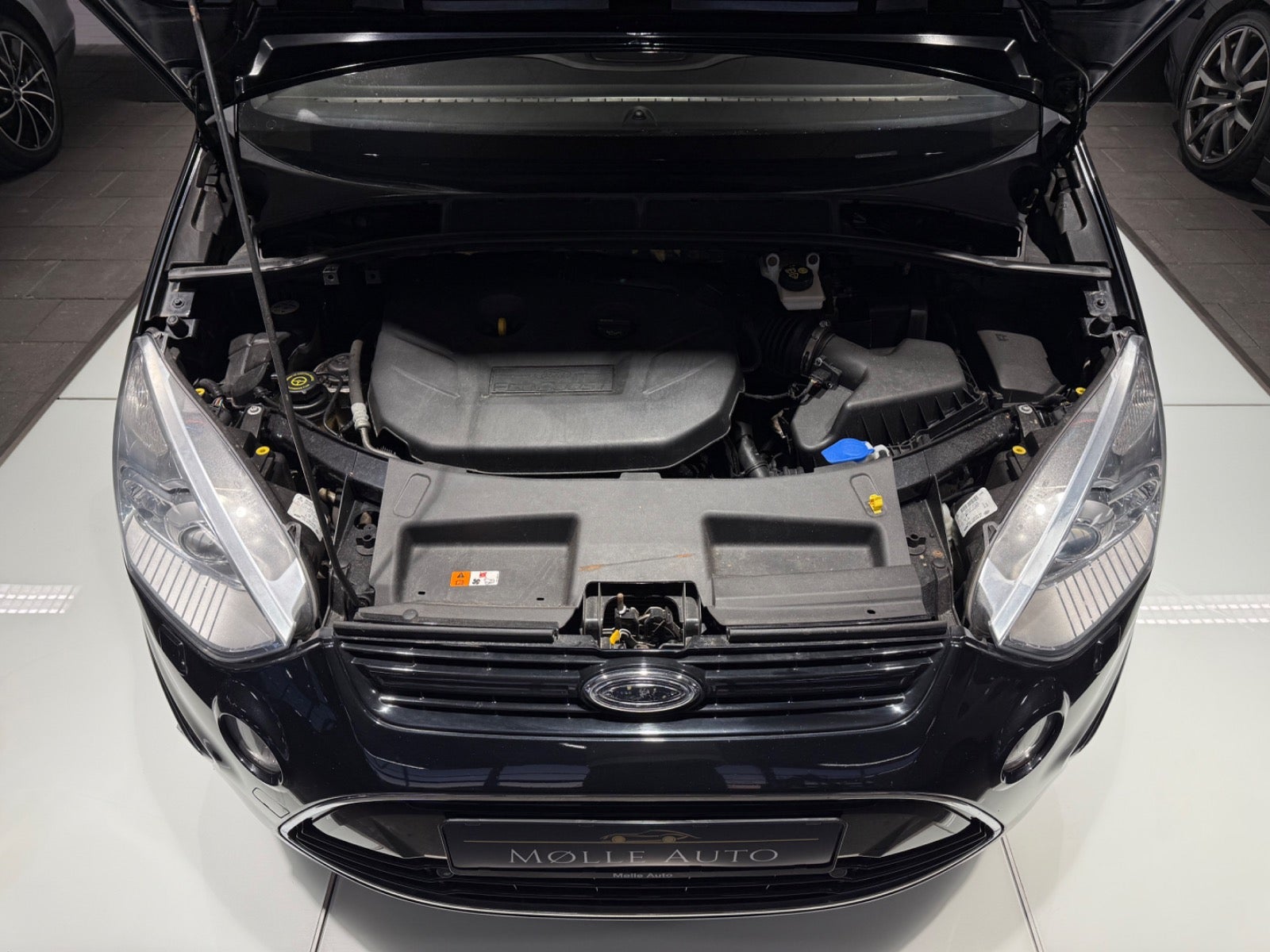 Billede af Ford S-MAX 2,0 SCTi 203 Titanium aut. 7prs