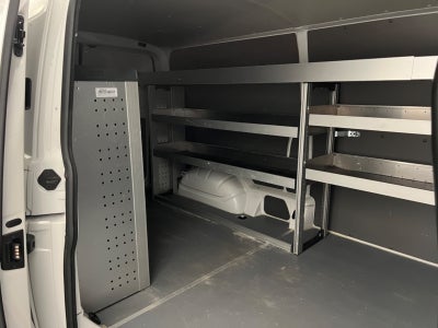 VW Transporter TDi 110 Kassevogn lang