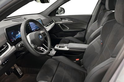 BMW iX2 xDrive30 M-Sport - 4