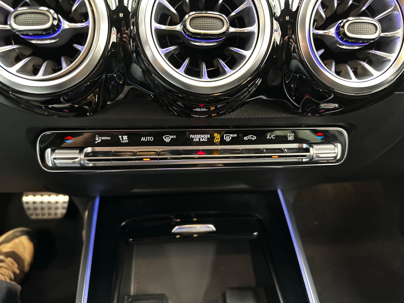Billede af Mercedes EQB350  4Matic