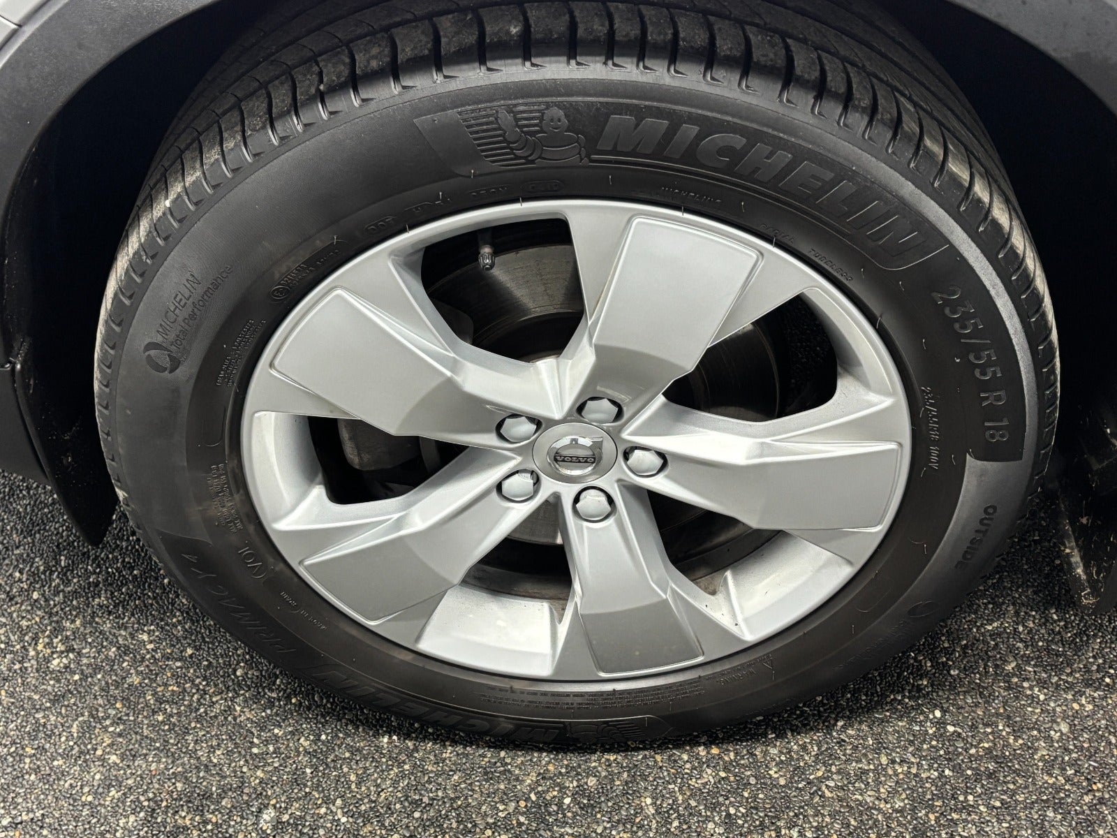 Billede af Volvo XC40 2,0 T4 190 Momentum aut.