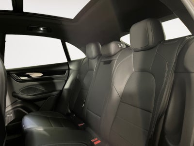Porsche Macan 4