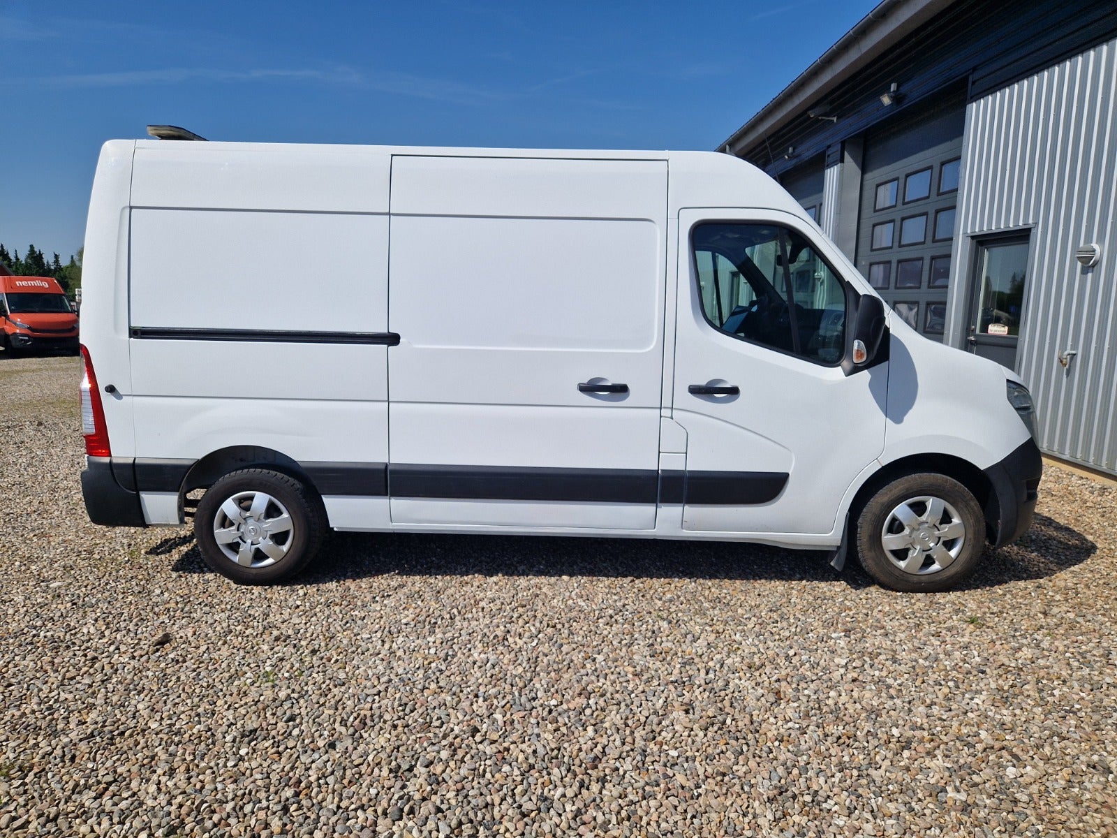 Billede af Nissan NV400 2,3 dCi 150 L2H2 Kassevogn