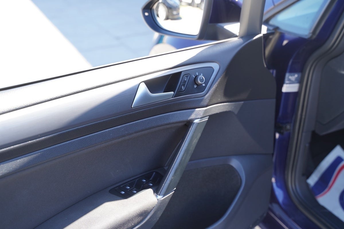 Billede af VW Golf VII 2,0 TDi 150 Comfortline Connect Variant DSG Van