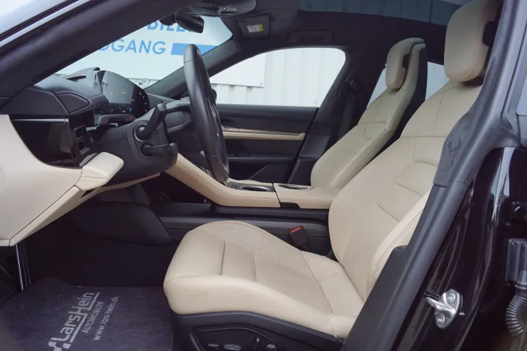Porsche Taycan Turbo Performance+
