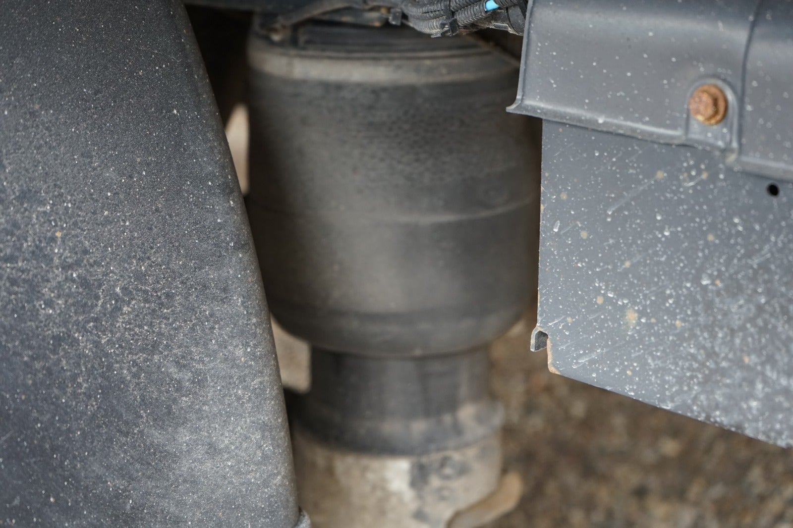 Billede af Iveco Daily 2,3 35S16 Alukasse m/lift AG8