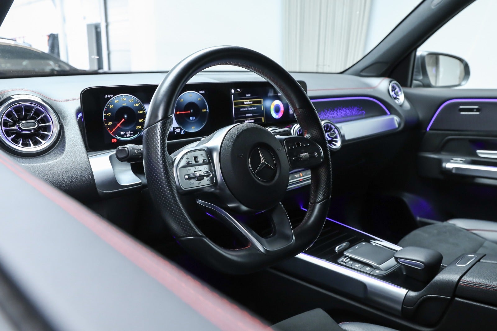 Mercedes-Benz EQB 350
