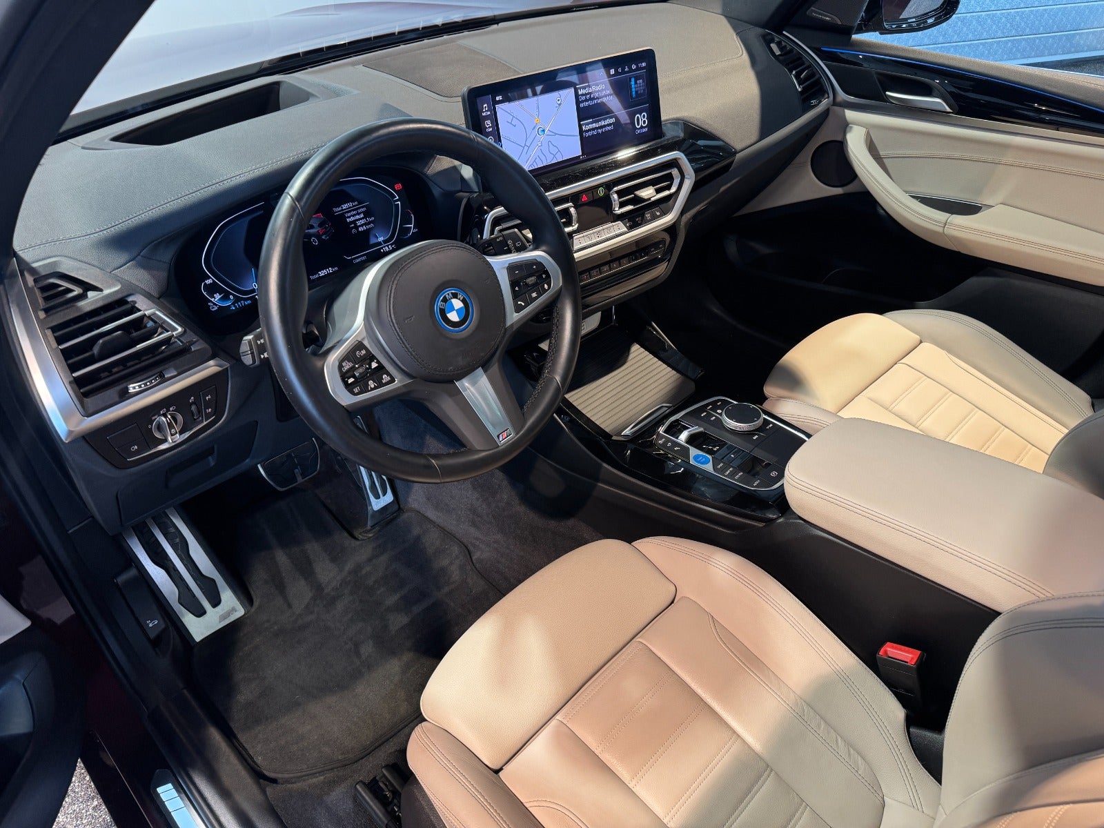 BMW iX3 Charged Plus M-Sport 5d - 7