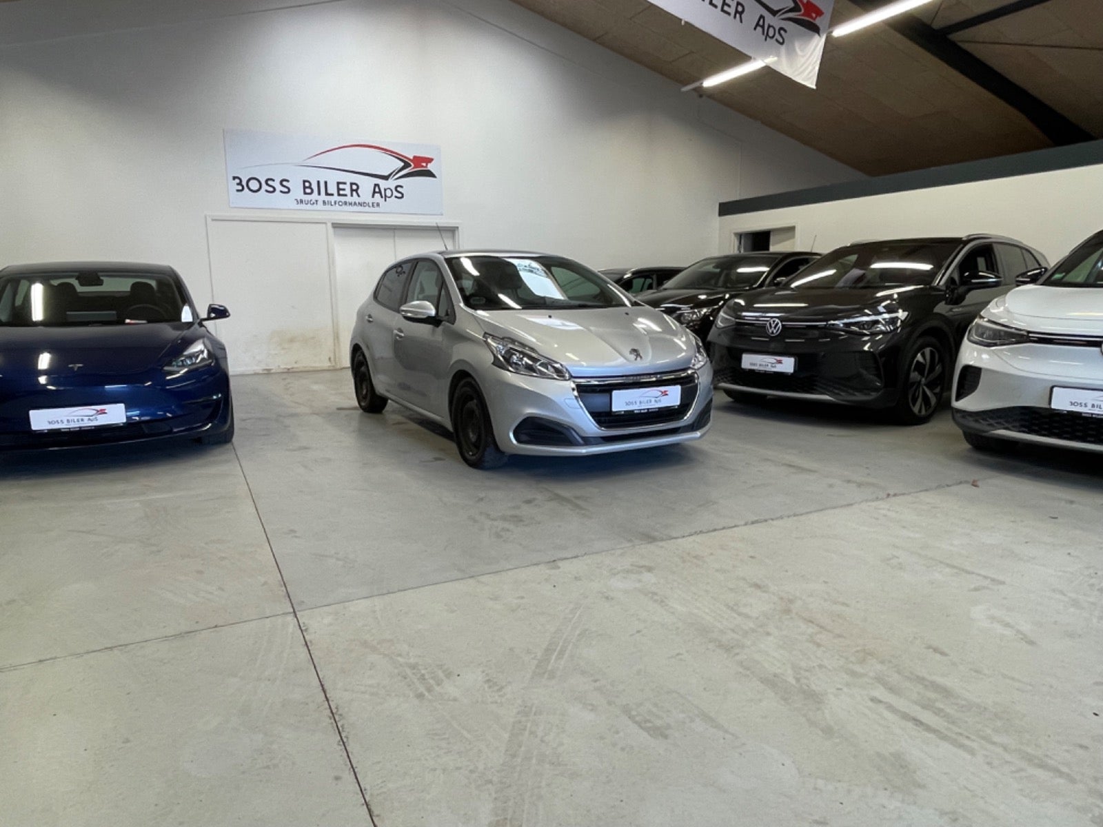 Billede af Peugeot 208 1,6 BlueHDi 100 Desire Sky