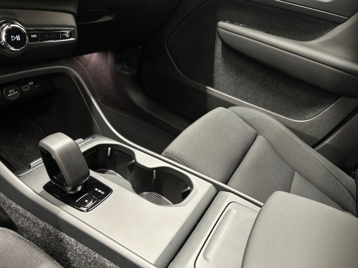 Volvo EX40 Extended Range Core billede 16