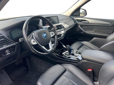 BMW iX3 Charged Plus billede 2