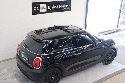 MINI Cooper SE Camden Edition