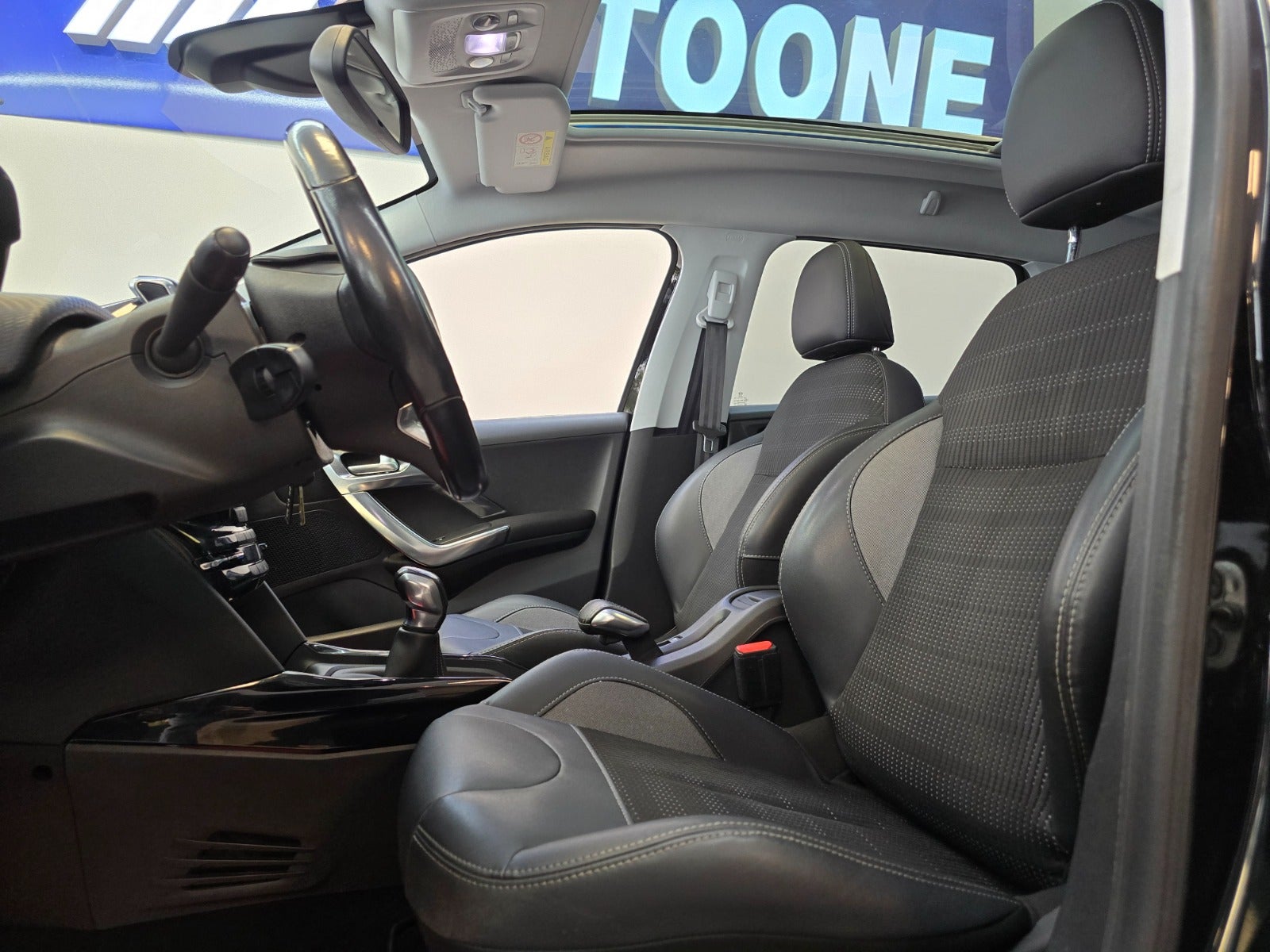 Billede af Peugeot 2008 1,2 e-THP 110 Desire Sky