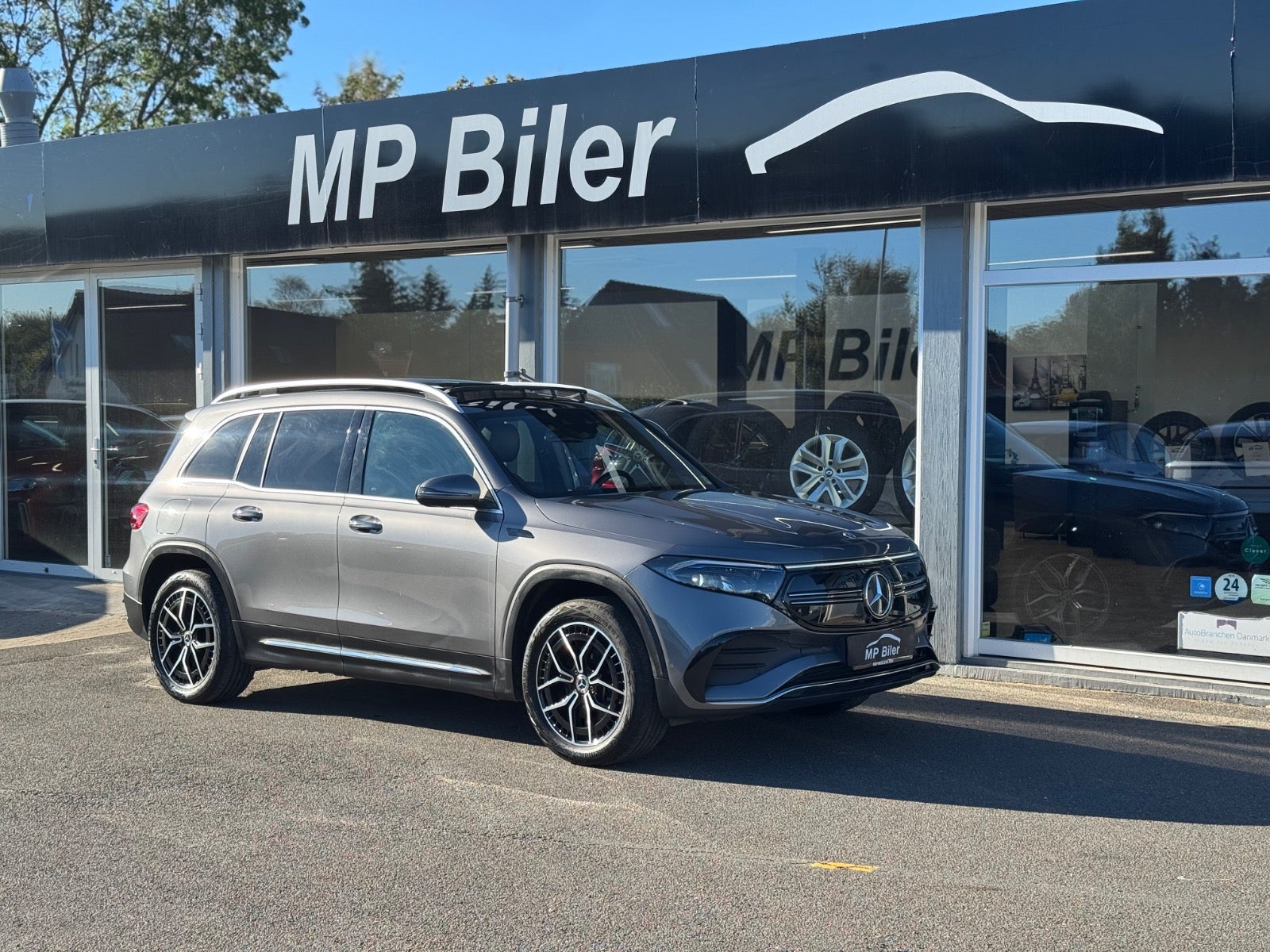 Billede af Mercedes EQB300  AMG Line 4Matic