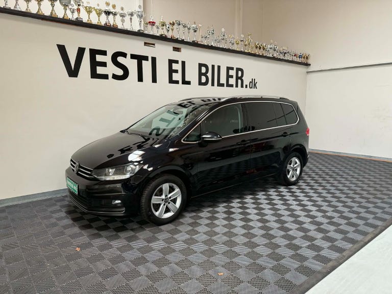 VW Touran TDi 150 Highline DSG Van