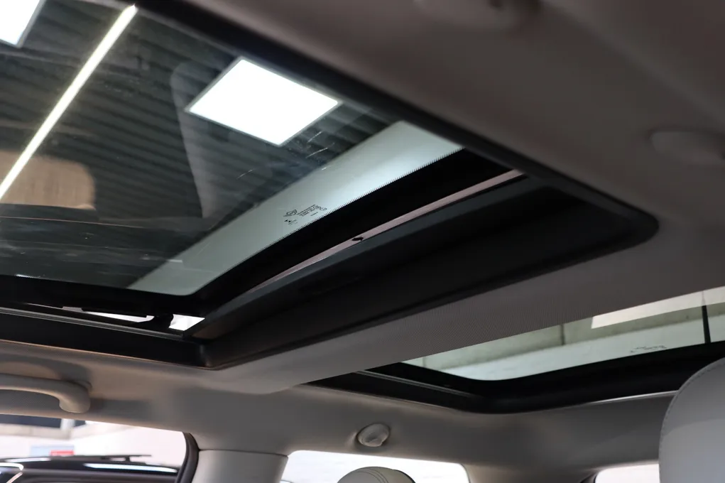 MINI Cooper SE Camden Edition