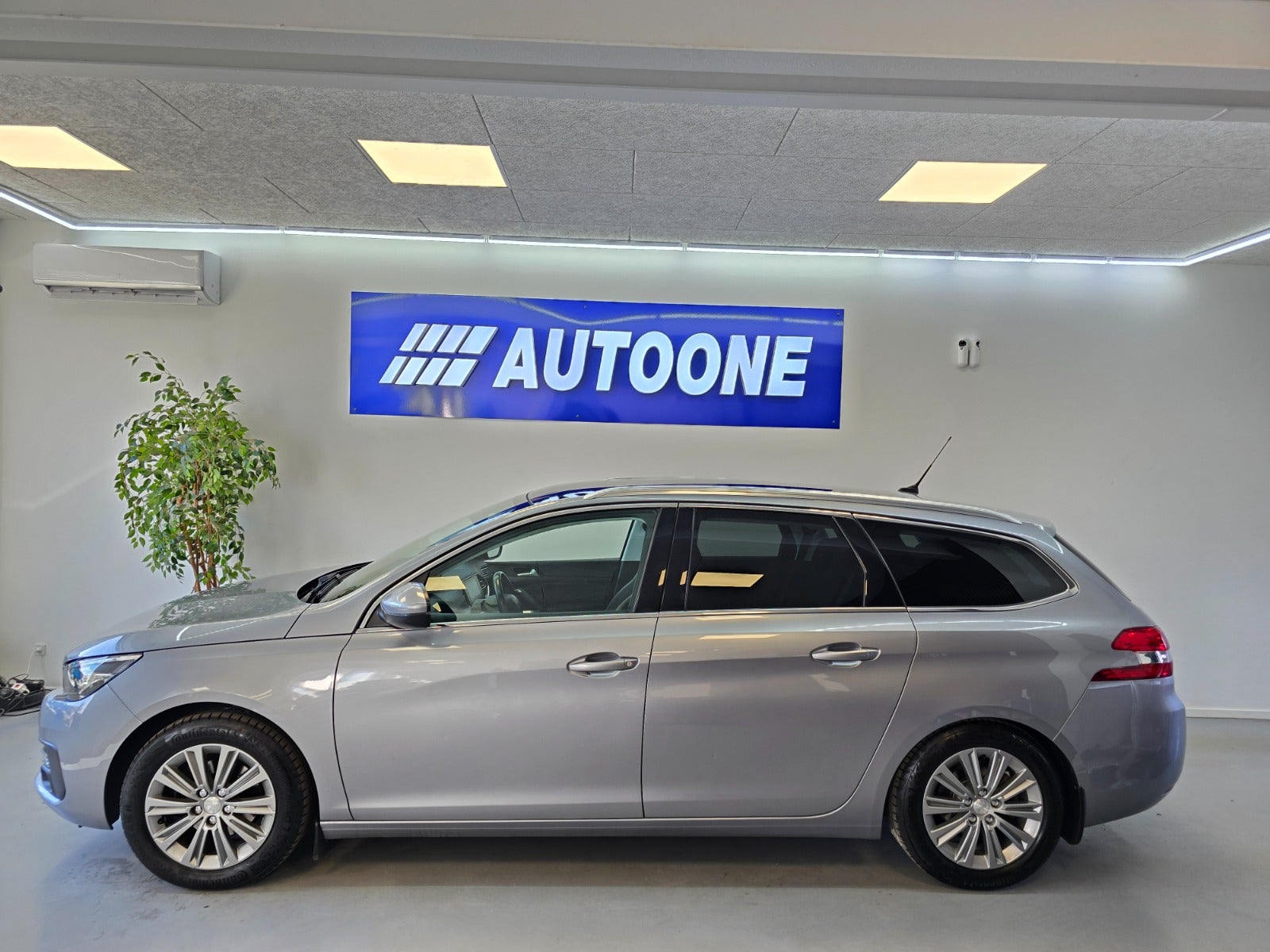 Billede af Peugeot 308 1,5 BlueHDi 130 Prestige SW