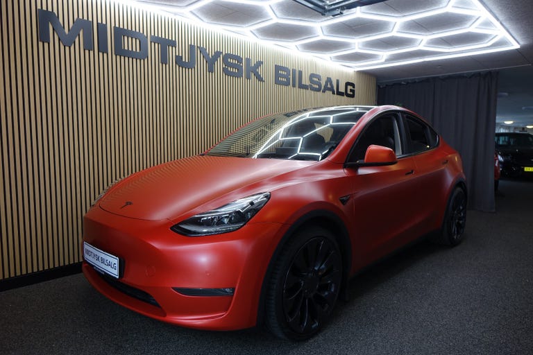 Tesla Model Y Performance AWD