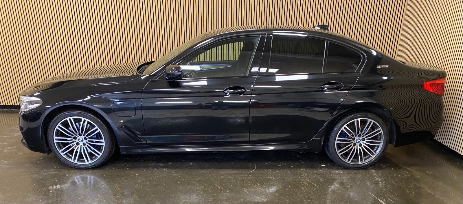 BMW 530e 2019