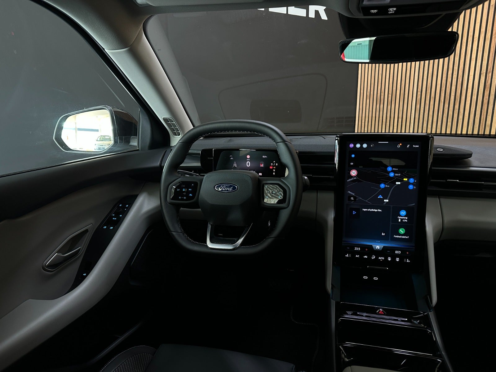 Billede af Ford Explorer 52 Select Standard Range