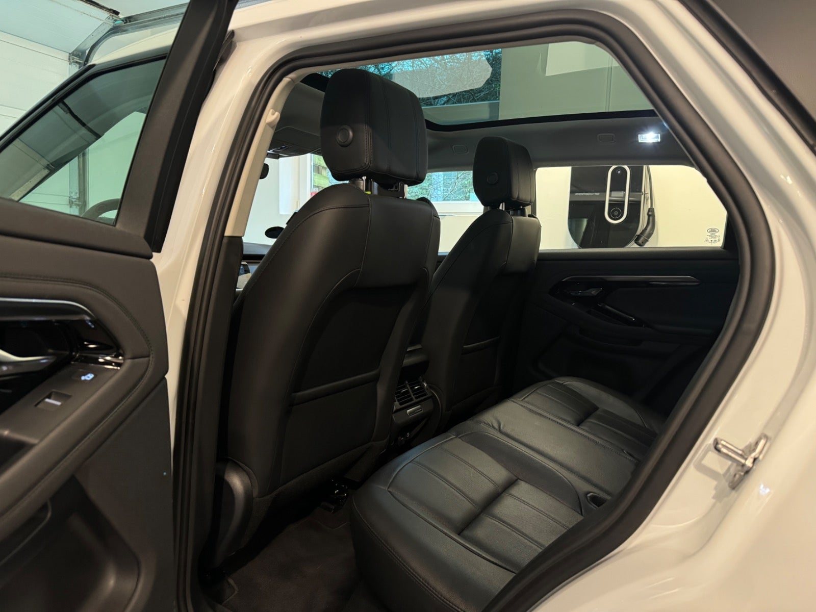 Land Rover – Range Rover Evoque