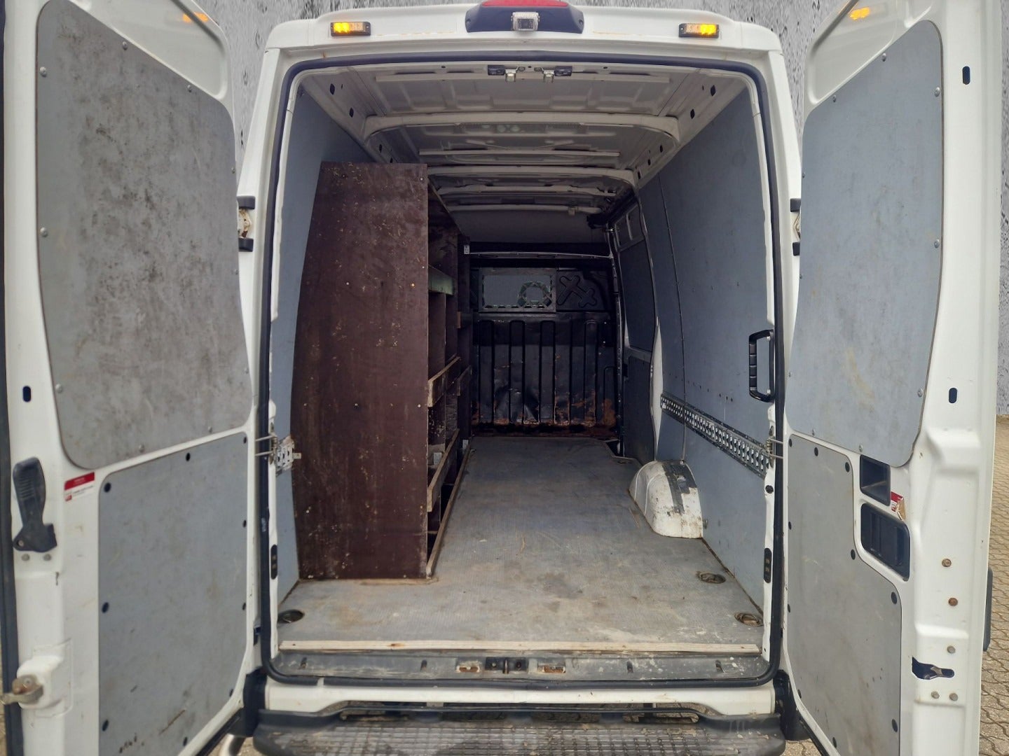 Billede af Iveco Daily 2,3 35S15 12m³ Van