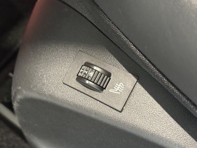 Peugeot 2008 BlueHDi 100 Allure Sky