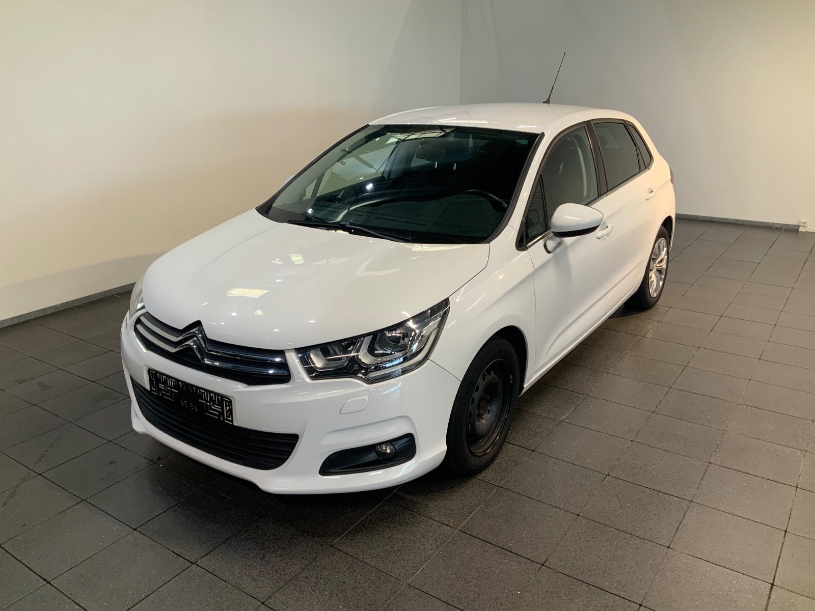 Citroën C4 (1/8)