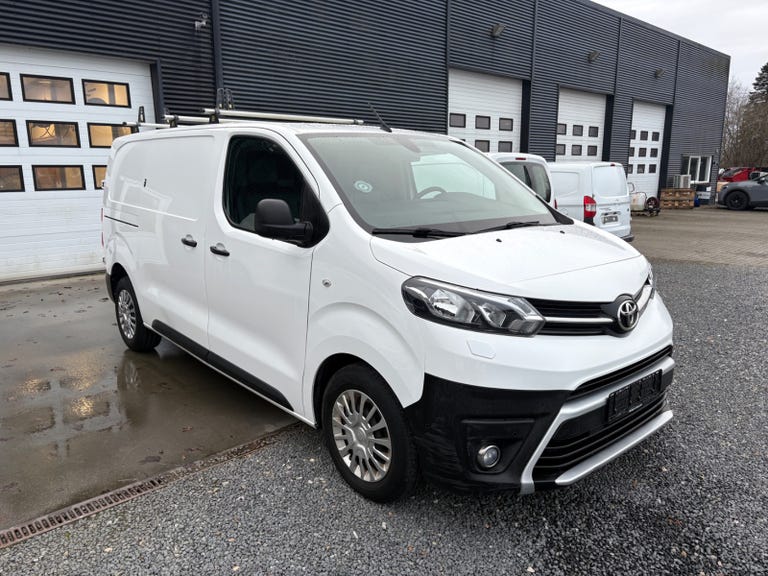 Toyota ProAce D 122 Medium Comfort Master aut.