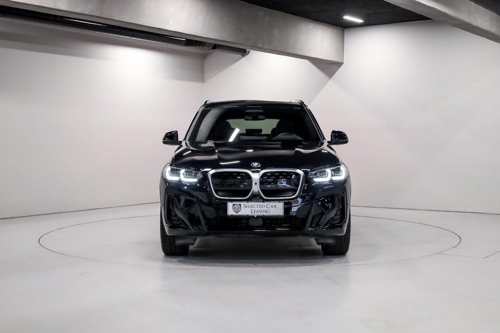 BMW iX3 Charged Plus M-Sport