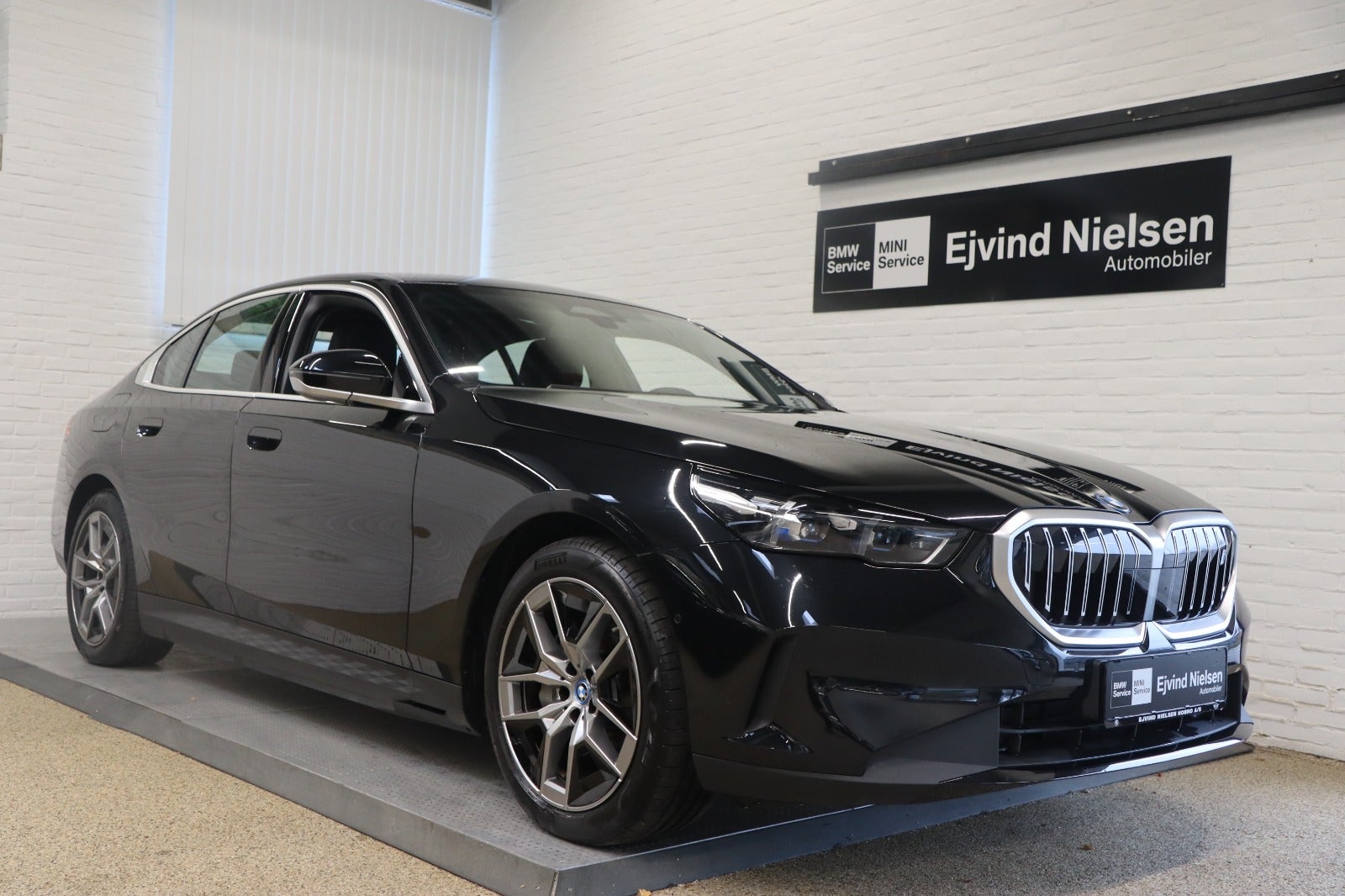 BMW i5 eDrive40 Sport Line