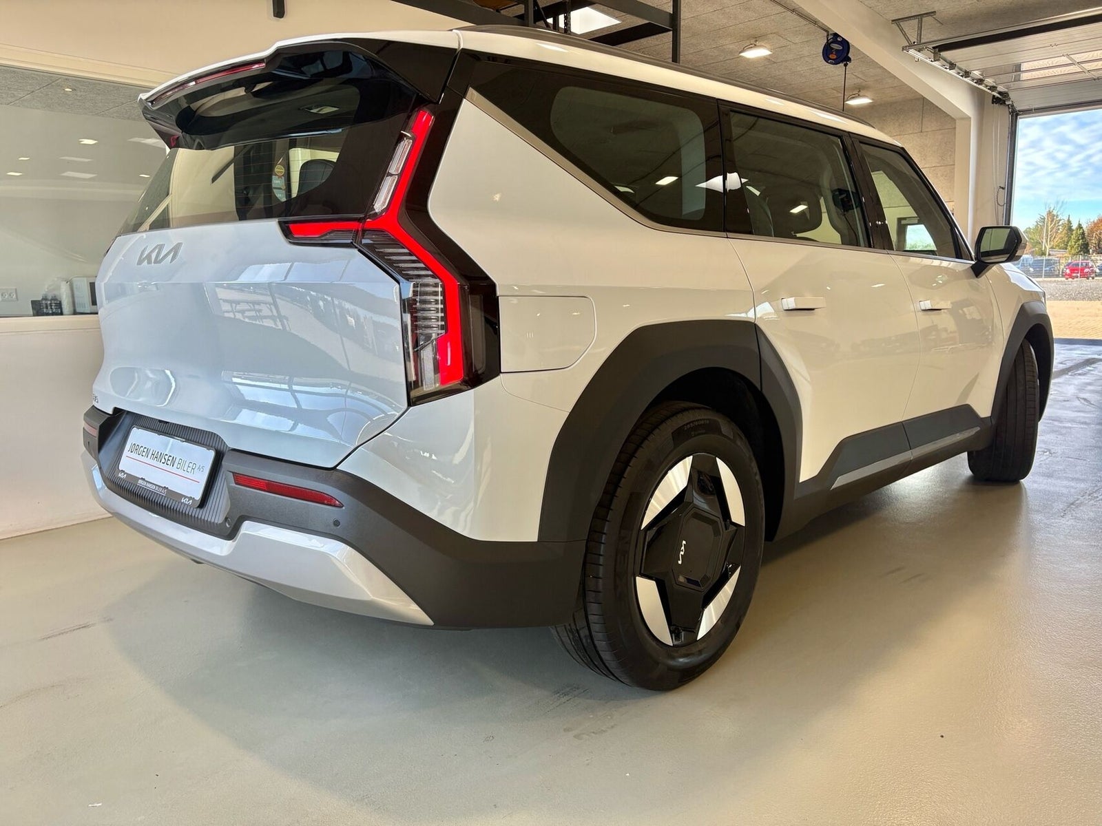 Kia EV9 Standard Range Upgrade RWD 7prs