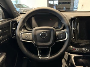 Volvo EC40 Extended Range Black Edition
