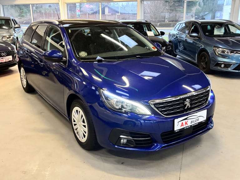 Peugeot 308 BlueHDi 130 Allure Sky SW