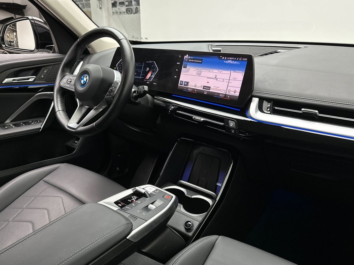 BMW iX1 eDrive20 X-Line billede 10