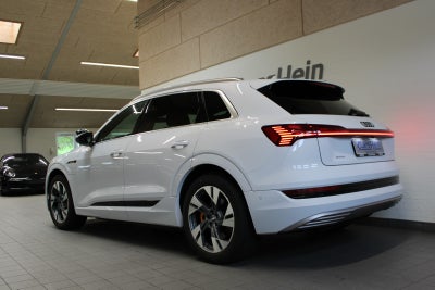 Audi e-tron S-line quattro