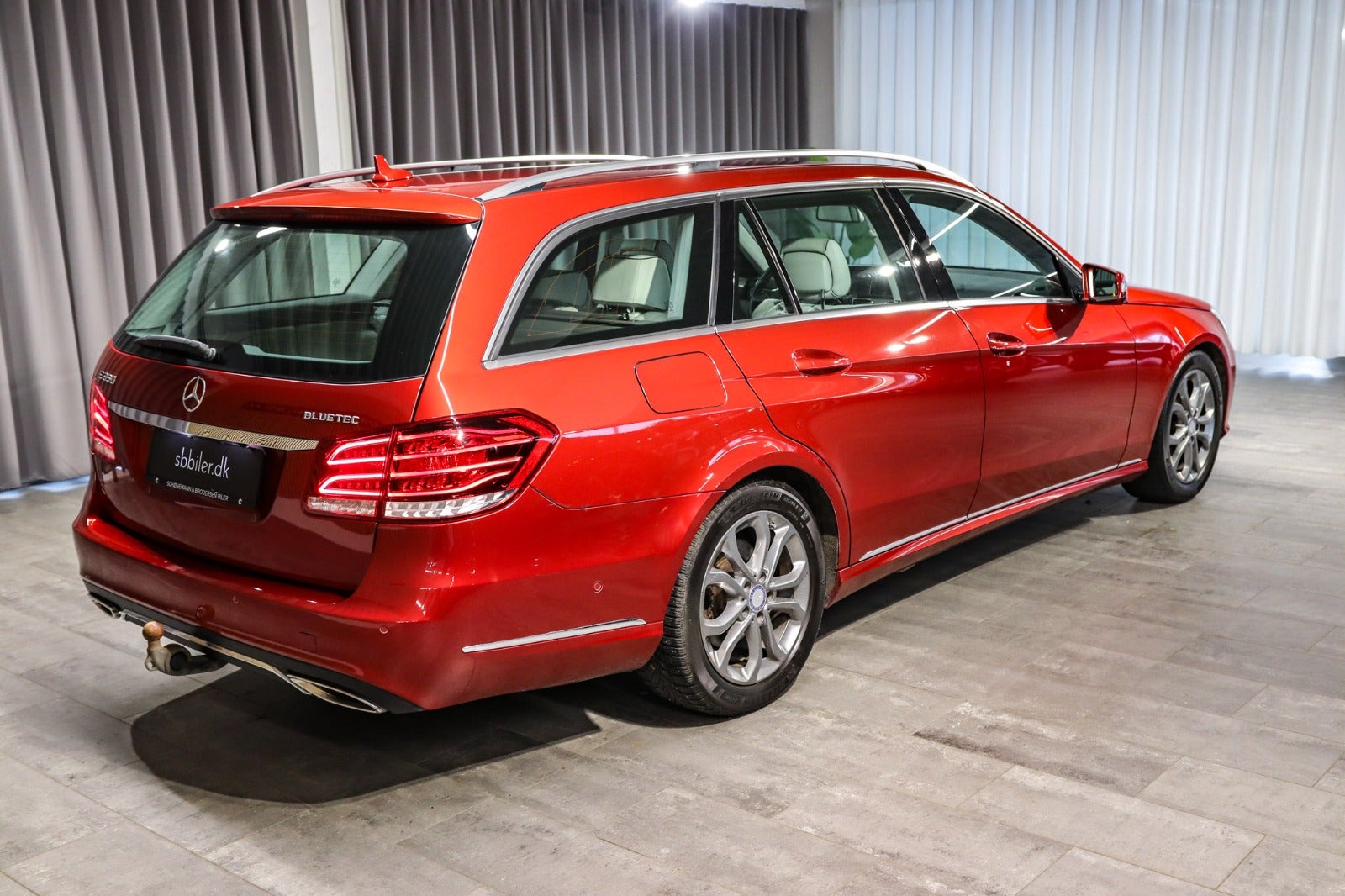 Billede af Mercedes E350 3,0 BlueTEC Avantgarde stc. aut.