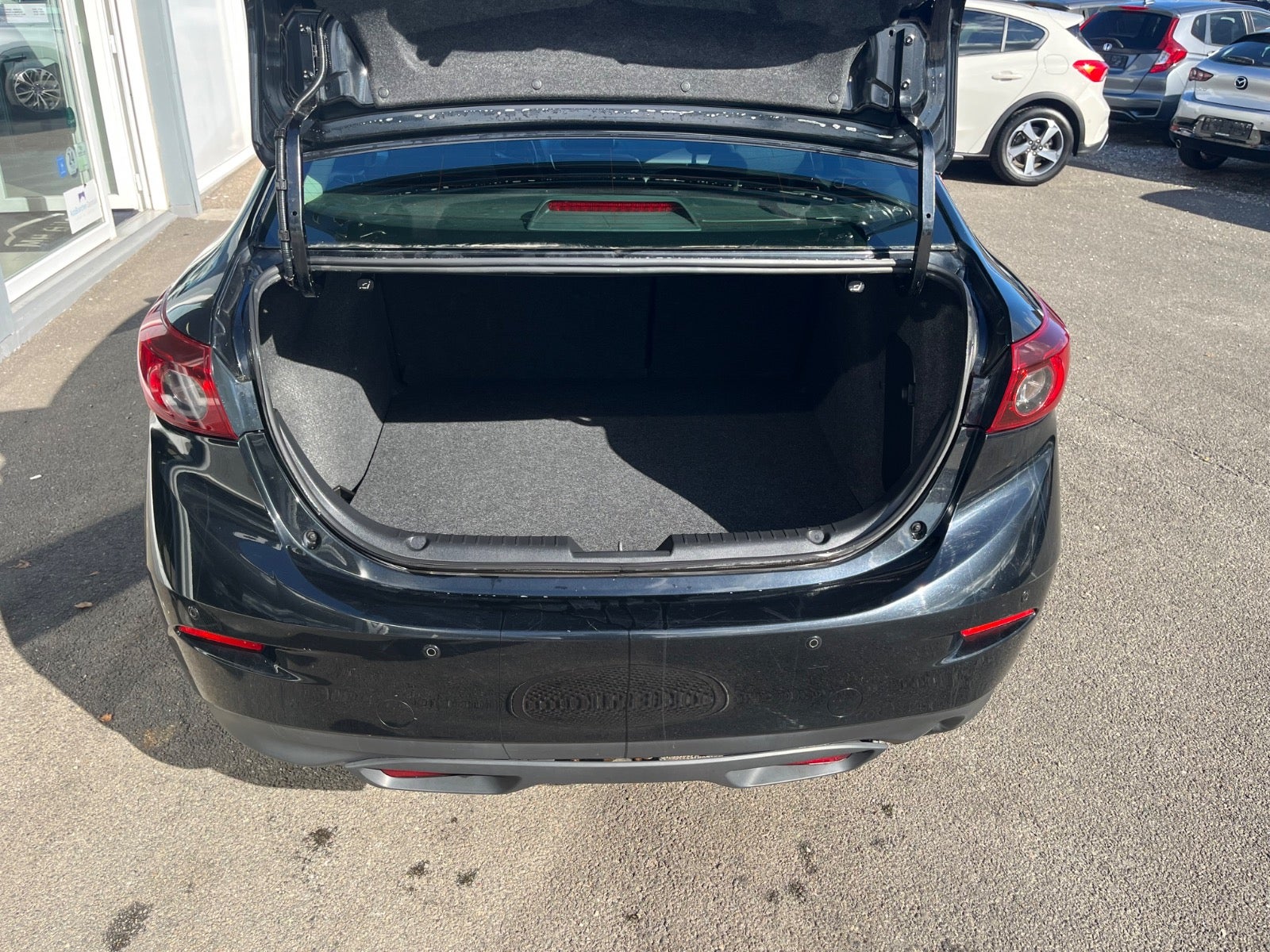 Billede af Mazda 3 2,0 SkyActiv-G 120 Vision