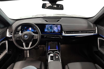 BMW iX1 xDrive30 X-Line
